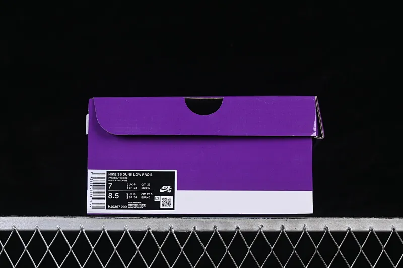 All Categories Nk SB Dunk Series Nk SB Dunk Low Low-top sneakers Nike SB Dunk Low Khaki black and green hook Low-top casual sneakers HJ0367-200